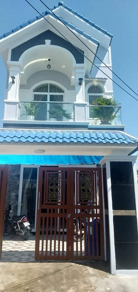 chính chủ cần tiền bán gấp ngôi nhà 2 mê khu phú tho 1 hòa hiêp trung thi xã đông hòa