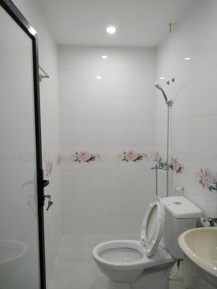 BOM TẤN THANH XUÂN, CHỈ 2,15 TỶ CÓ NHÀ TT NGUYỄN TRÃI, ÔTÔ TRÁNH, KINH DOANH ĐỈNH.