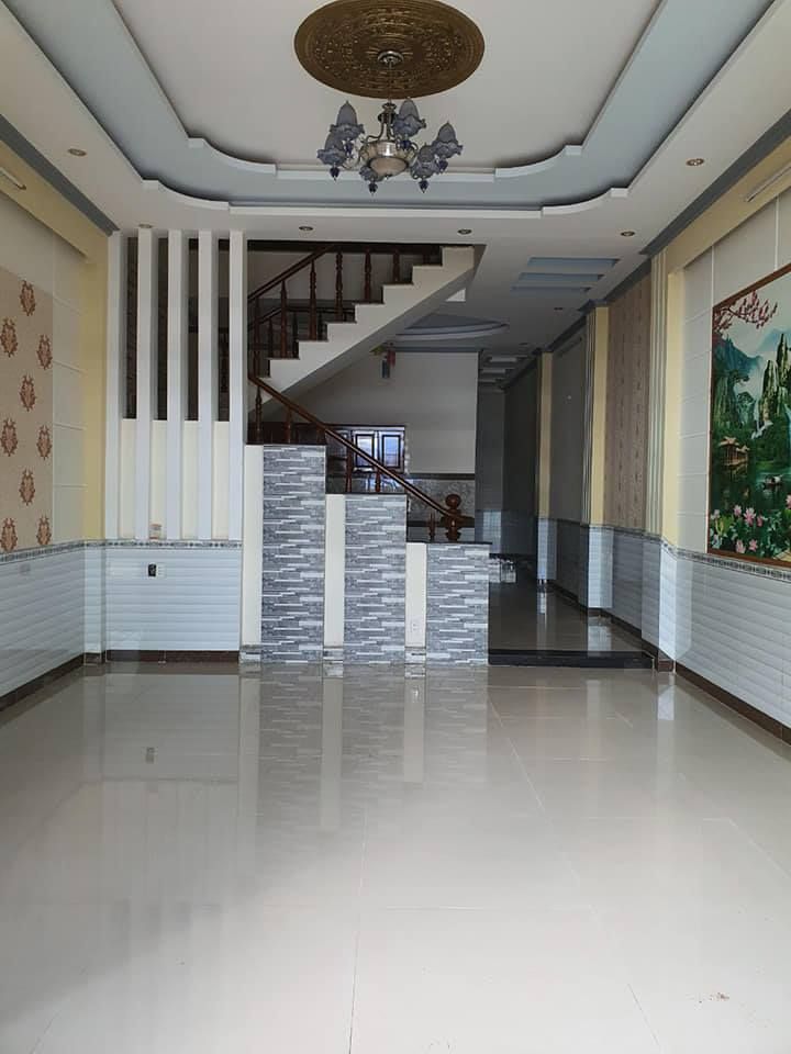 NHÀ MỚI XÂY 120m2 giá 890tr GẦN TRƯỜNG TIỂU HỌC BÌNH HÒA. PHƯỜNG BỬU LONG LH 0986083990