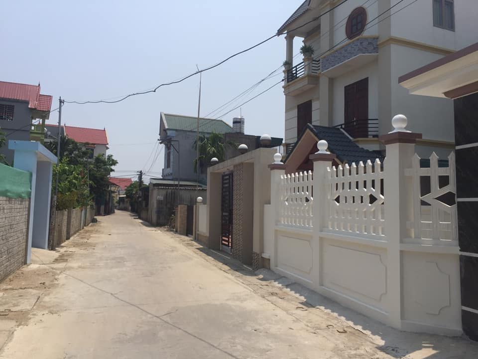 Cần bán ngôi nhà cấp 4.phố 7.phường Quảng Hưng tp thanh hoá.diện tích 13.x25m..tổng 289m2.hướng ĐN