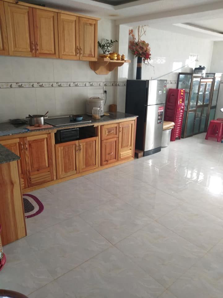 Bán nhà p10 đường 2 oto tránh nhau Đường oto tránh nhau khu dông dân an ninh tốt,dân chí cao