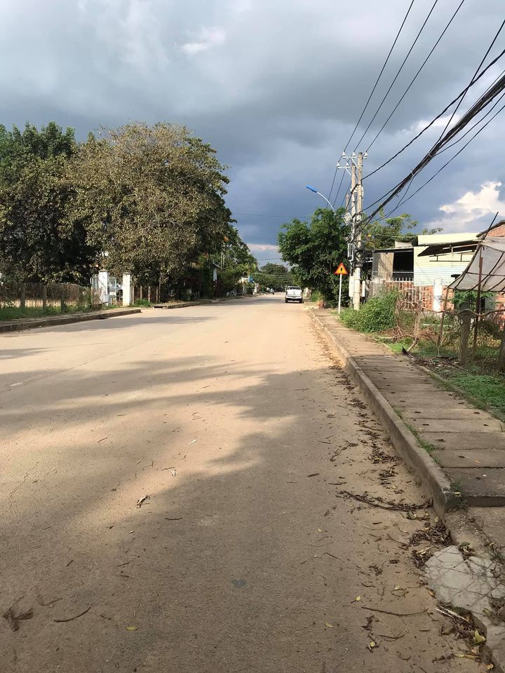 Bán đất hẻm Nguyễn Văn Linh, P. Nguyễn Trãi, TP. Kon Tum.