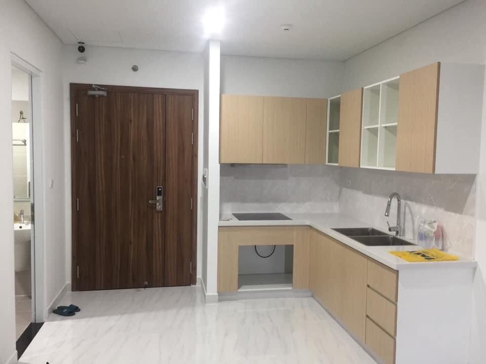 Cho thuê căn hộ 2 Phòng ngủ ,2 toilet lầu cao nội thất cơ bản Quận 7.