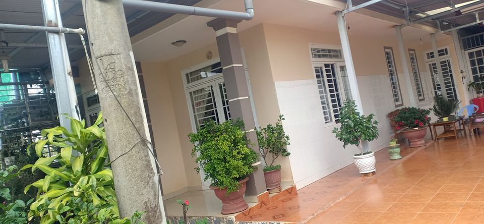 Do nhu cầu muốn đi nơi khác lập nghiệp. Bán gấp nhà phường 7 ( có tiếp mô giới)