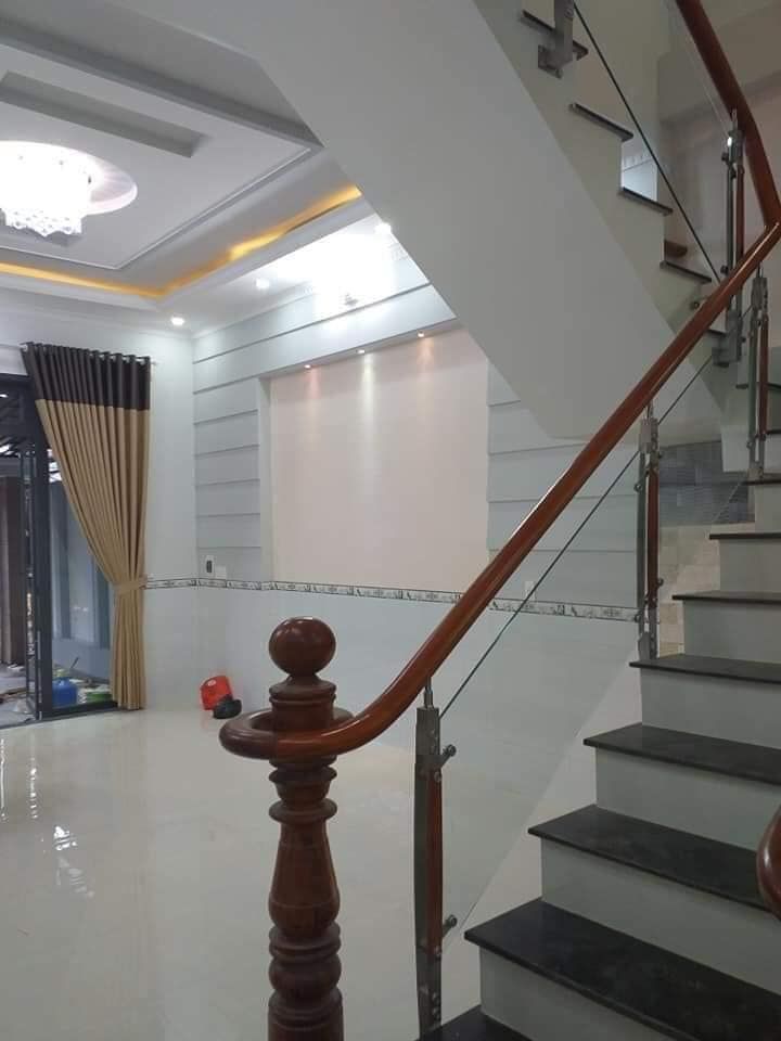 Vợ,chồng e cần vốn xoay mùa Dịch Covid-19 nên bán rẻ nhà Bình Chánh giá 499tr