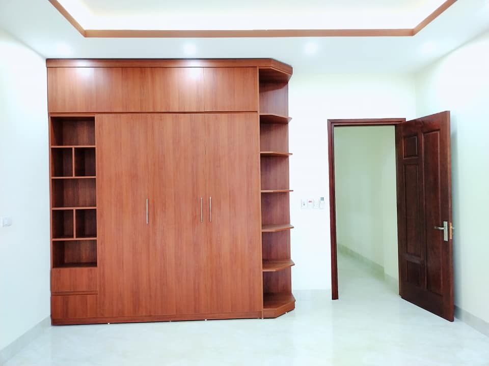 Bán nhà 3 tầng nội thất đầy đủ: số nhà 056 đường N14 Đặng Thai Mai Bắc Cường Lào Cai.
