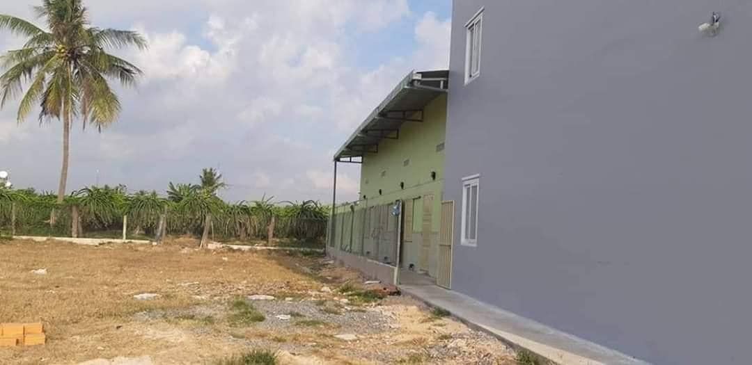 NHÀ CHO THUÊ NGUYÊN CĂN Đường Trần Quý Cáp - gần vòng Xoay Suối Cát