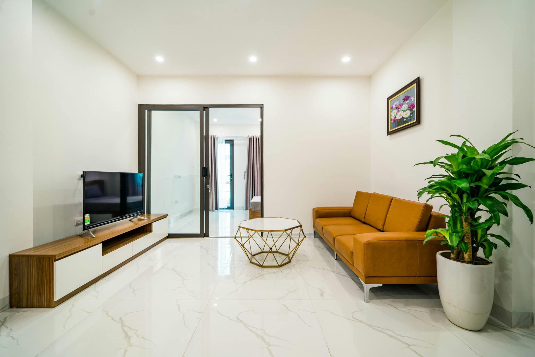 Cho thuê nhà Số 112 Trung Liệt (Gần ngõ 89 Thái Hà) 1K 1N Rộng 40m2