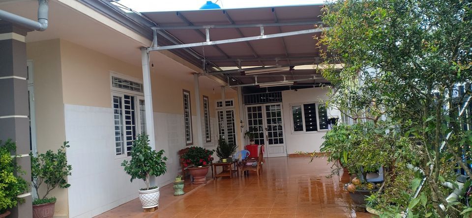 Do nhu cầu muốn đi nơi khác lập nghiệp. Bán gấp nhà phường 7 ( có tiếp mô giới)