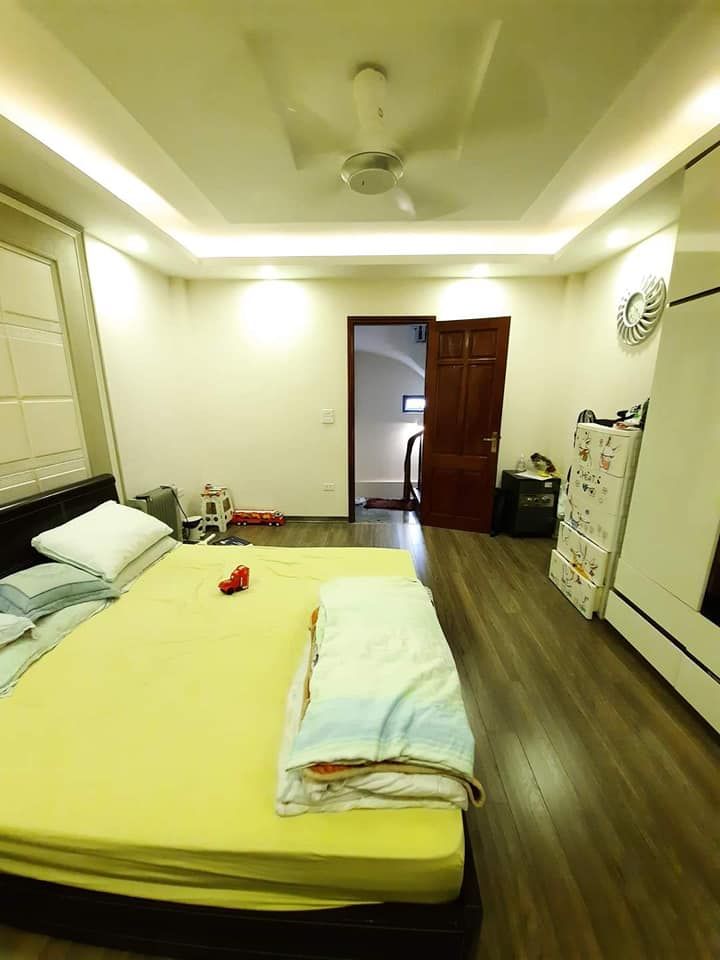 BÁN NHÀ ĐẸP LĨNH NAM HOÀNG MAI AN NINH, AN SINH DT 30M2, 5 TẦNG, MT 4,1M NHỈNH 3 TỶ
