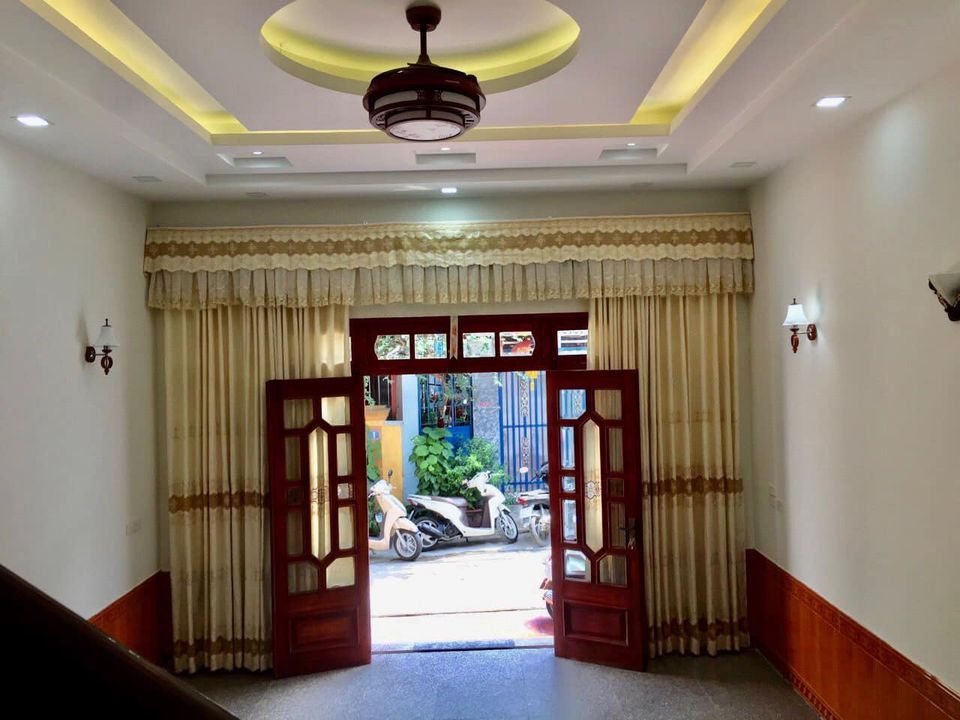 Bán nhà 3 tầng chính chủ đường Mỹ Sơn P Vĩnh Trại gần trường học gần chợ trục đường thuận tiện dân