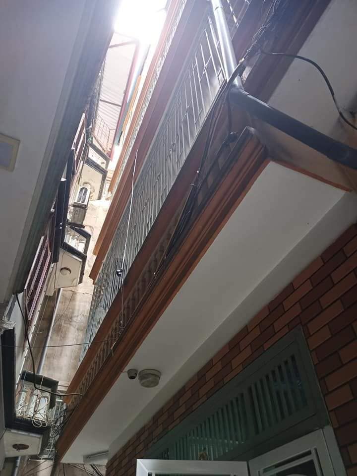 BÁN NHÀ ĐẸP VƯƠNG THỪA VŨ THANH XUÂN, LÔ GÓC, AN NINH, TIỆN ÍCH DT 28M2, 4T, MT 4,6 GIÁ 2,95 TỶ