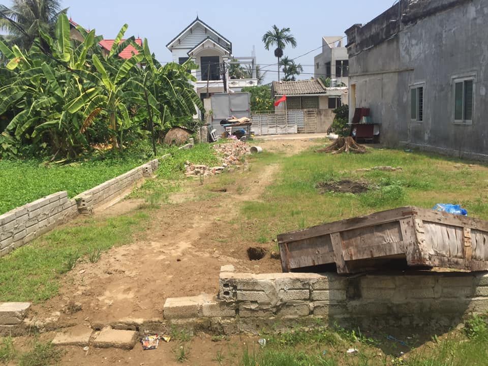 Cần bán ngôi nhà cấp 4.phố 7.phường Quảng Hưng tp thanh hoá.diện tích 13.x25m..tổng 289m2.hướng ĐN