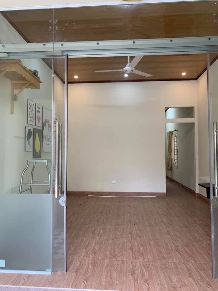 Bán nhà cấp 4 mới xây ở bích đào , mới tinh chỉ việc dọn về ở