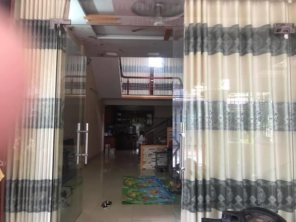 bán căn nhà gần cổng trường thành nam phố hưng thịnh phường bích đào sổ đỏ chính chủ rông 5x16=80m2