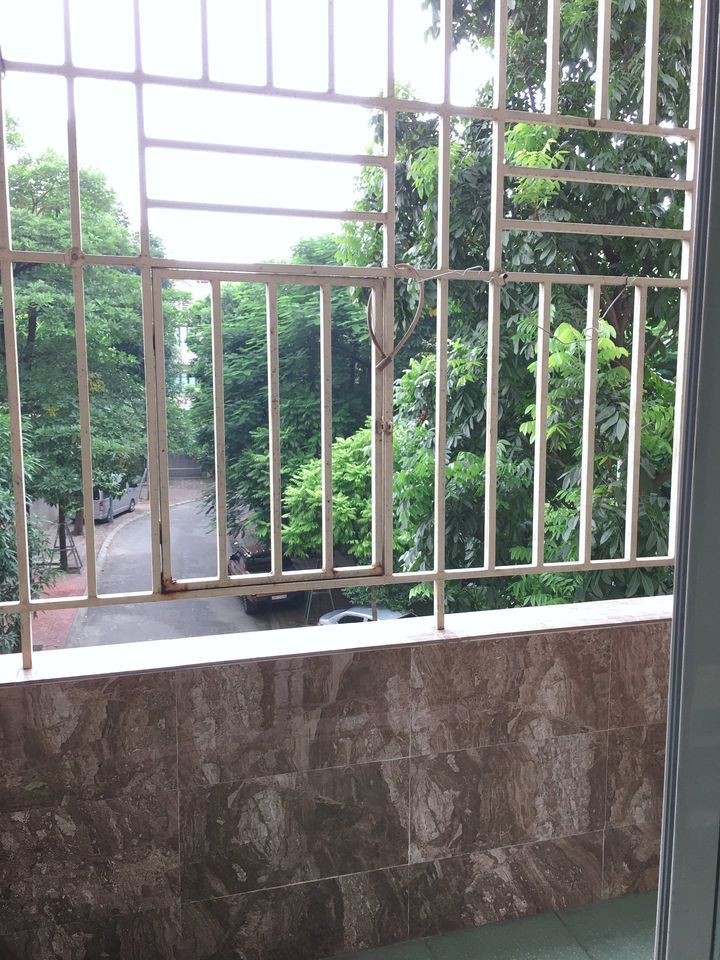 Cho thuê căn hộ CC Thành Thái, Dịch Vọng, Cầu Giấy, Hà Nội.