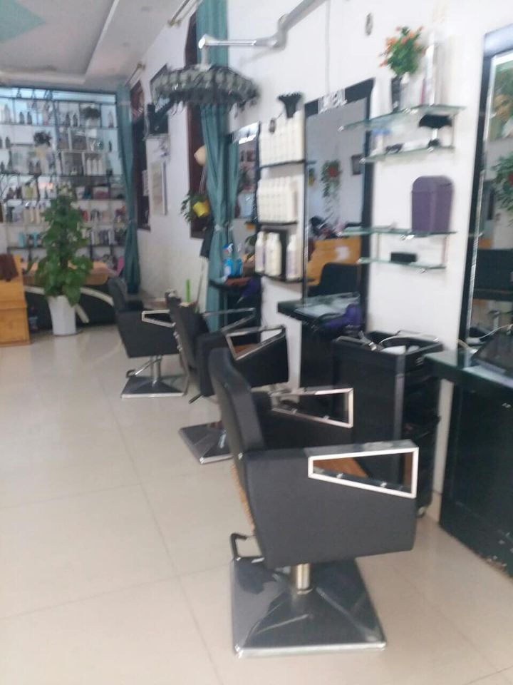 Bán nhà 2 tầng đẹp đường phường Gia Cẩm dt 97,5 m2 - 4,14mặt tiền