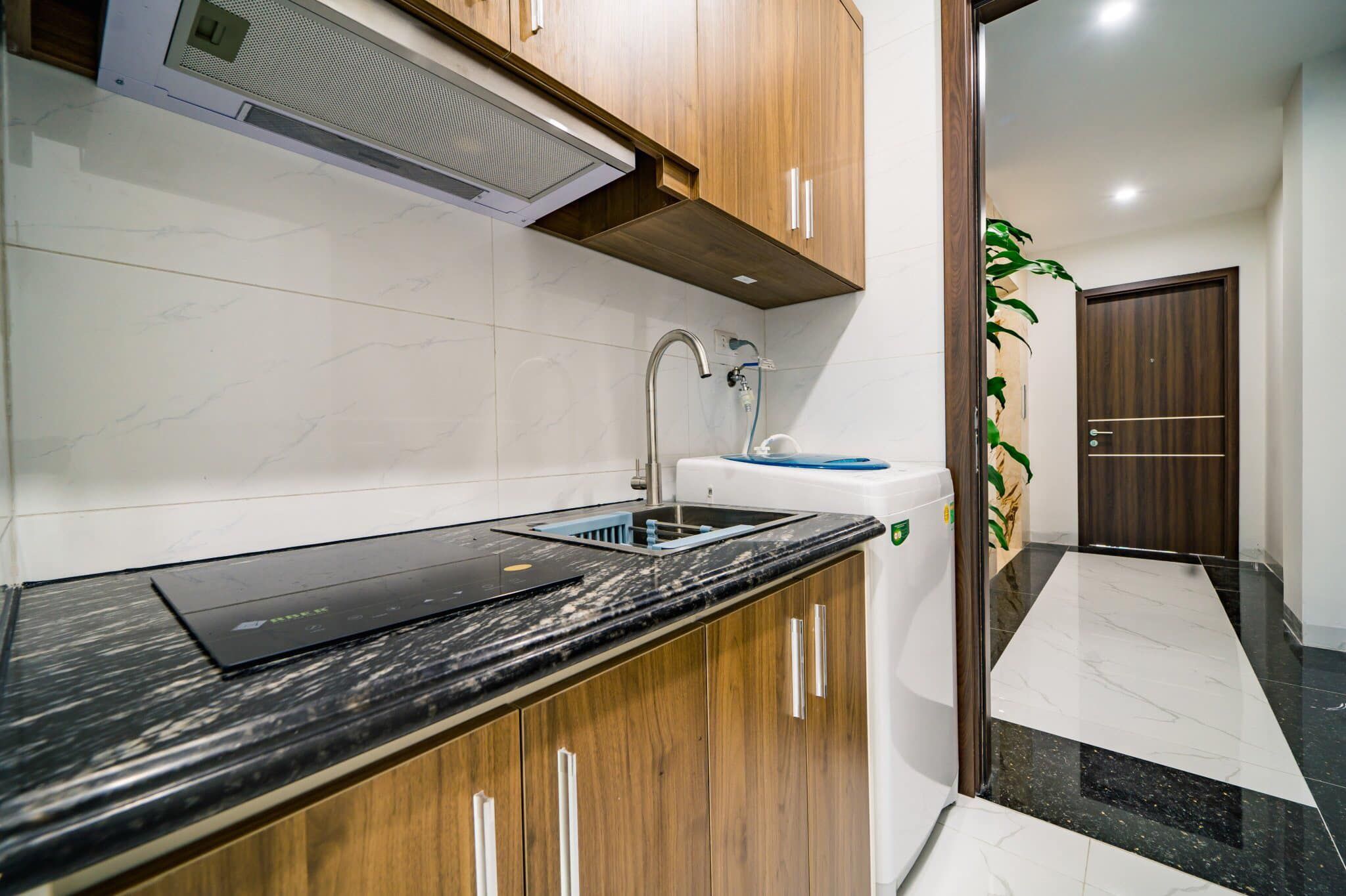 Cho thuê nhà Số 112 Trung Liệt (Gần ngõ 89 Thái Hà) 1K 1N Rộng 40m2