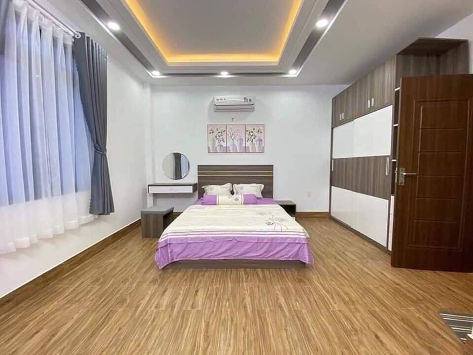 Bán nhà gần chợ Bình chánh, Shr đối diện KCN 9 chủ 0903.752.751