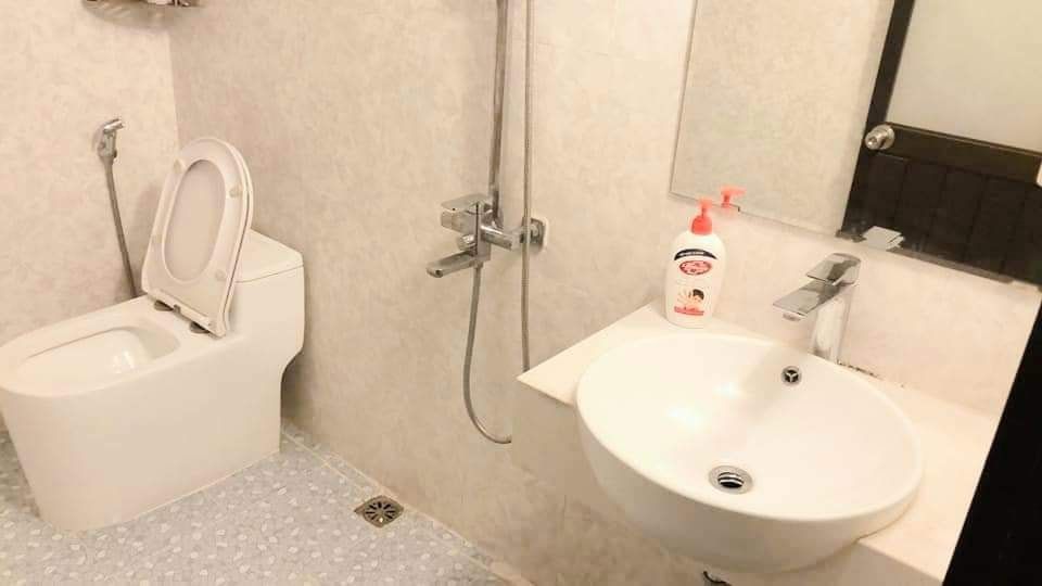 NHÀ ĐẸP - 2 THOÁNG - MẶT NGÕ - Ô TÔ - KINH DOANH - SÁT PHỐ - TT CẦU GIẤY