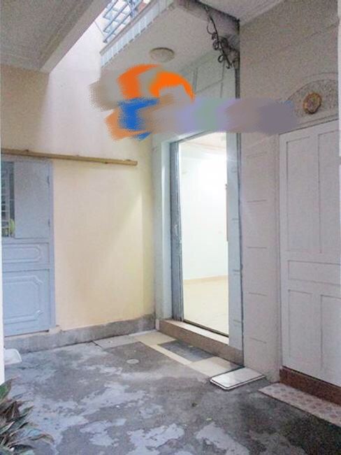 Cho thuê nhà 2,5 tầng trong ngõ đường Lê Lợi, Hải Phòng Nhà rộng 42m*2,5 tầng Ngay đầu ngõ. Ngõ to.
