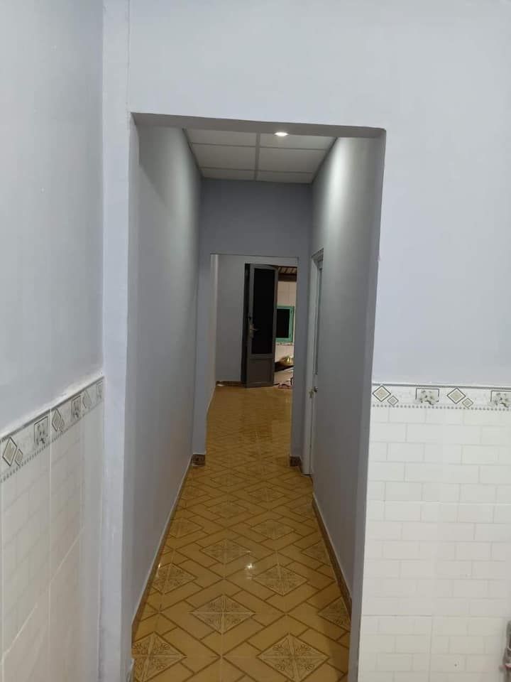 Cho thuê nhà Nguyên căn ngay Ubnd phường Long Bình Quận 9 - diện tích gần 50m2 rộng rãi thoáng mát