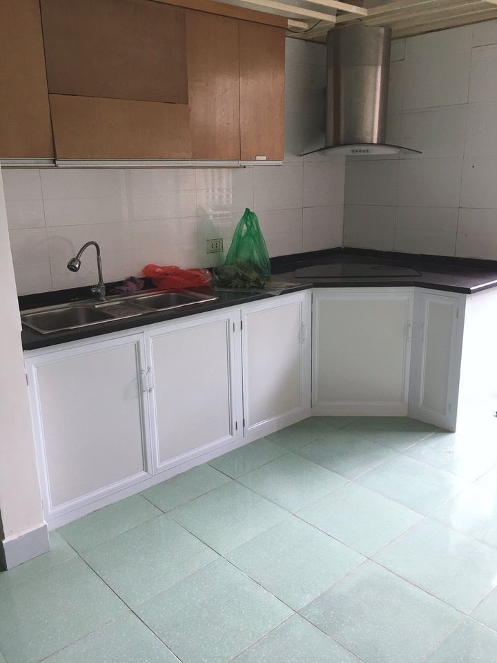 Cho thuê căn hộ CC Thành Thái, Dịch Vọng, Cầu Giấy, Hà Nội.