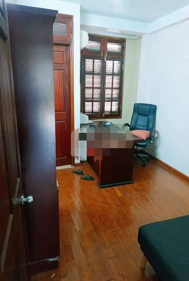 Cho thuê nhà ở ngõ 189 Hoàng Hoa Thám, ngõ thông ra 279 đội cấn, Văn cao, rất gần hồ tây.