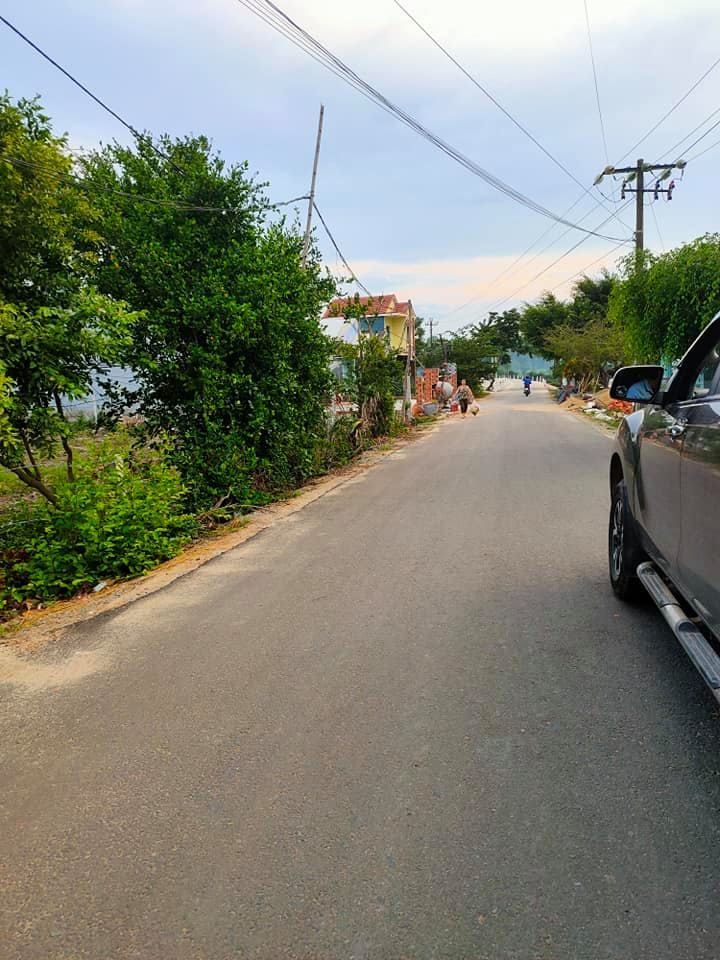 BÁN ĐẤT TAM ANH BẮC THÔN ĐỨC BỐ Nằm trên đường nhựa QP, cách quốc lộ 100m, hướng Tây Bắc