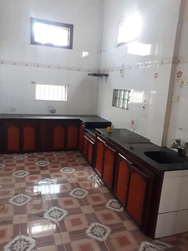 Bán nhà kiệt phan văn trị p1 TP đông hà , Trung tâm TP, gần trường học nguyễn tất thành