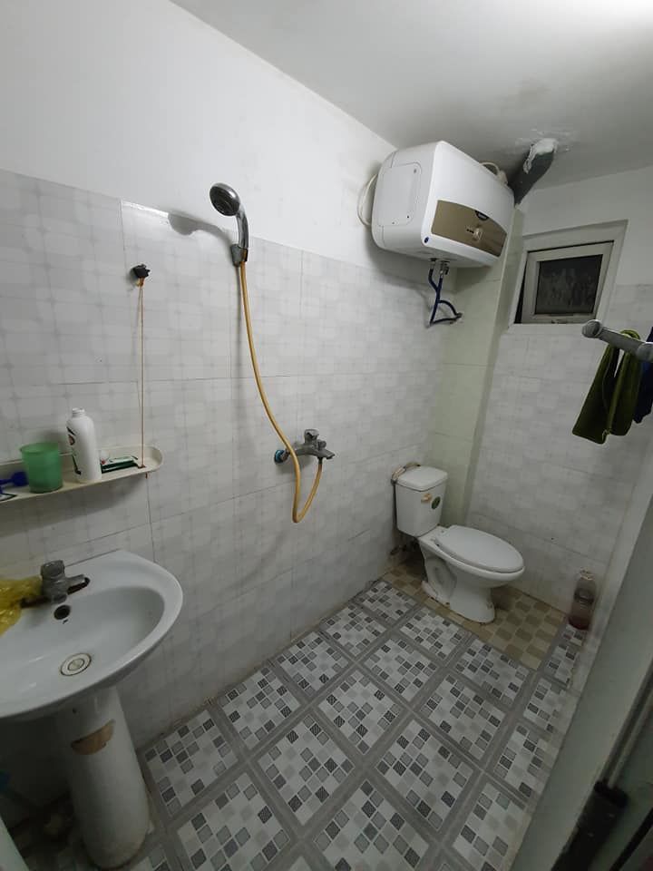 Cô mình có nhà cho thuê khu vực tttp, ngõ 2 đường Mê Linh, gần đền Nghè