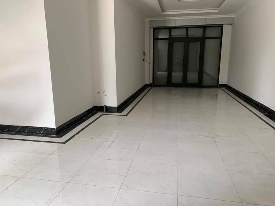 Cho thuê căn hộ Vimhom HP-2 mặt tiền, mặt trước đối diện tòa nhà cao tầng vimcompalaza