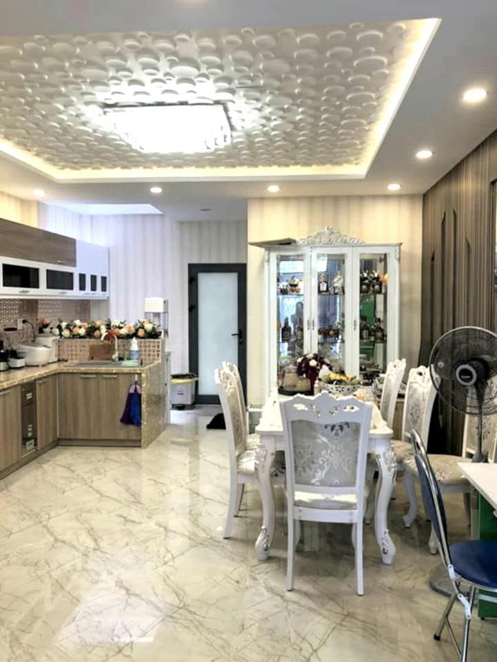 Bán Nhà đẹp 3 tầng - Full nội thất cao cấp - Mặt tiền Hải Châu.