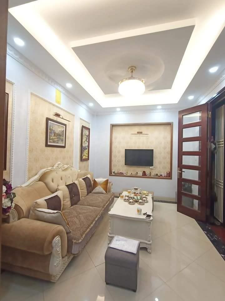 BÁN GẤP NHÀ ĐẸP PHỐ 8/3 HBT, AN SINH, TIỆN ÍCH 46/30M2, 5 TẦNG, MT 7,2M GIÁ 3,75 TỶ