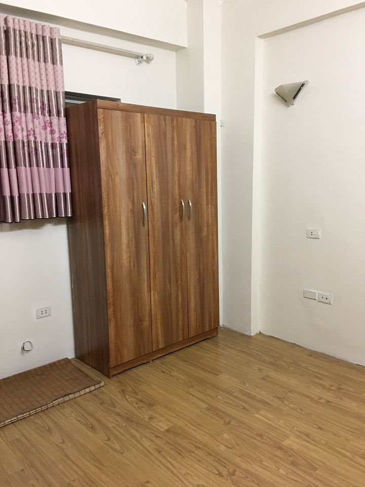 Cho thuê căn hộ CC Thành Thái, Dịch Vọng, Cầu Giấy, Hà Nội.