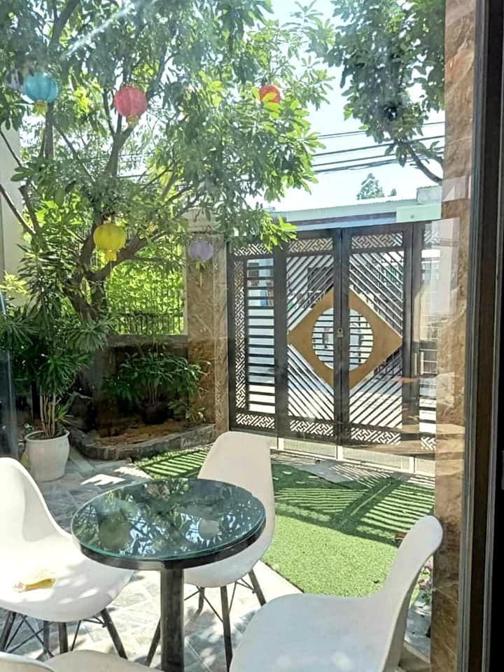 Chào bán nhà đẹp 2 tầng - 2 mặt kiệt ô tô né nhau - Cẩm Lệ