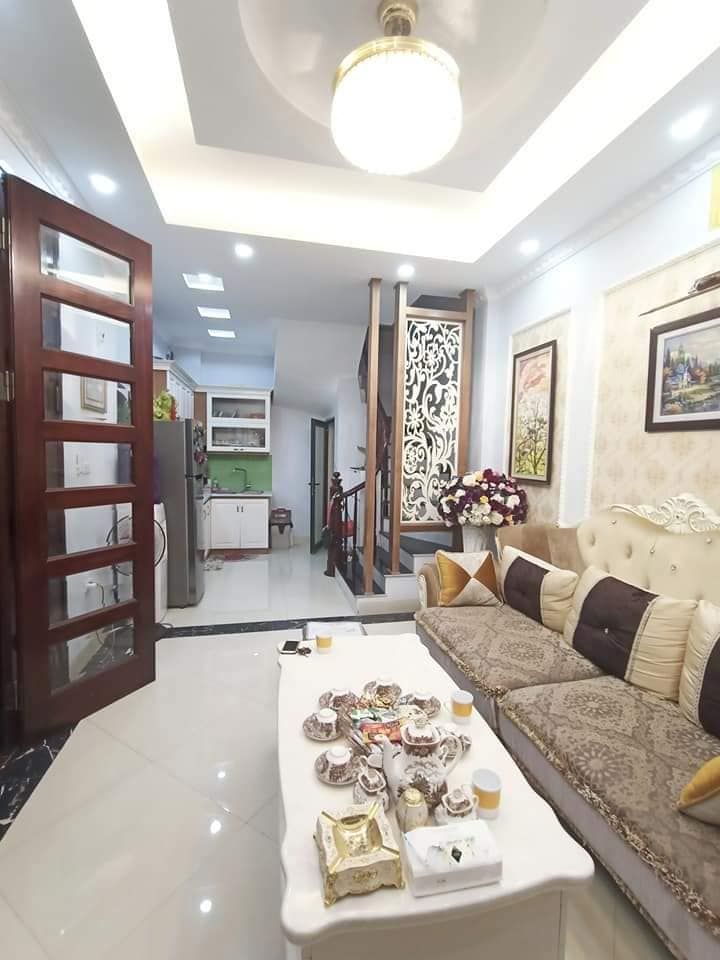 BÁN GẤP NHÀ ĐẸP PHỐ 8/3 HBT, AN SINH, TIỆN ÍCH 46/30M2, 5 TẦNG, MT 7,2M GIÁ 3,75 TỶ