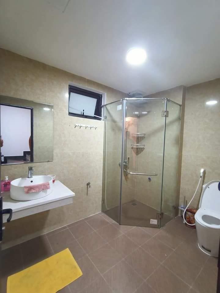 BÁN GẤP NHÀ ĐẸP PHỐ 8/3 HBT, AN SINH, TIỆN ÍCH 46/30M2, 5 TẦNG, MT 7,2M GIÁ 3,75 TỶ