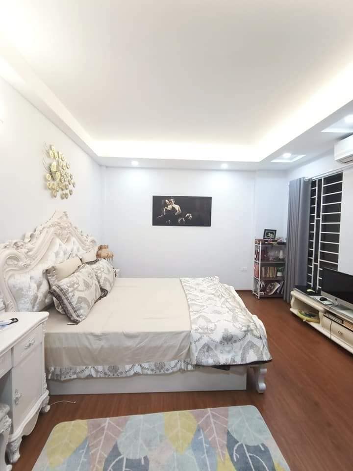 BÁN GẤP NHÀ ĐẸP PHỐ 8/3 HBT, AN SINH, TIỆN ÍCH 46/30M2, 5 TẦNG, MT 7,2M GIÁ 3,75 TỶ