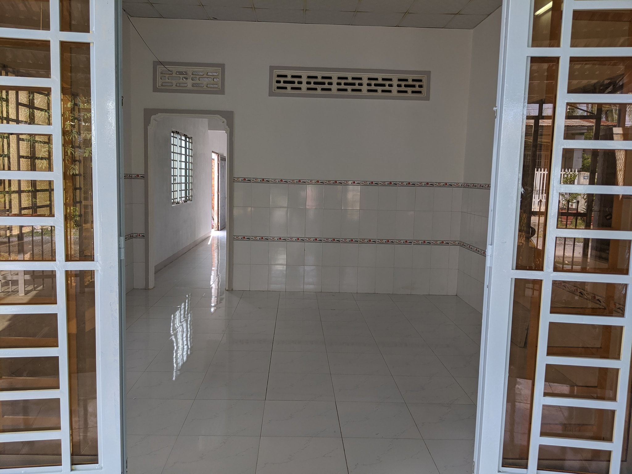 Bán Nhà trệt 6x25, hướng đông, thổ cư 80m2, nằm mặt tiền đường 3-3, gần bưu cục Bàu Năng (ĐT781)