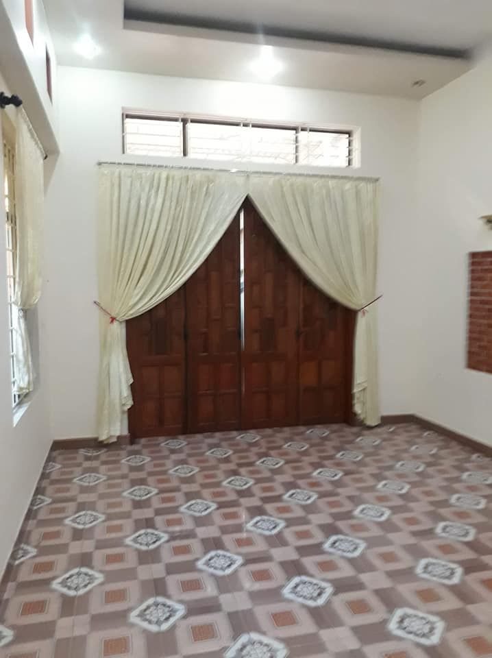 Bán nhà kiệt phan văn trị p1 TP đông hà , Trung tâm TP, gần trường học nguyễn tất thành