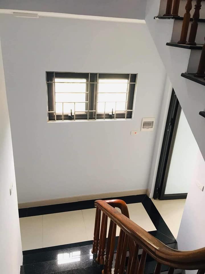 BÁN GẤP NHÀ MỚI ĐẸP KHƯƠNG TRUNG, LÔ GÓC, KINH DOANH TIỆN ÍCH DT 50M2,5 TẦNG GIÁ 4,75 TỶ NHÀ MỚI