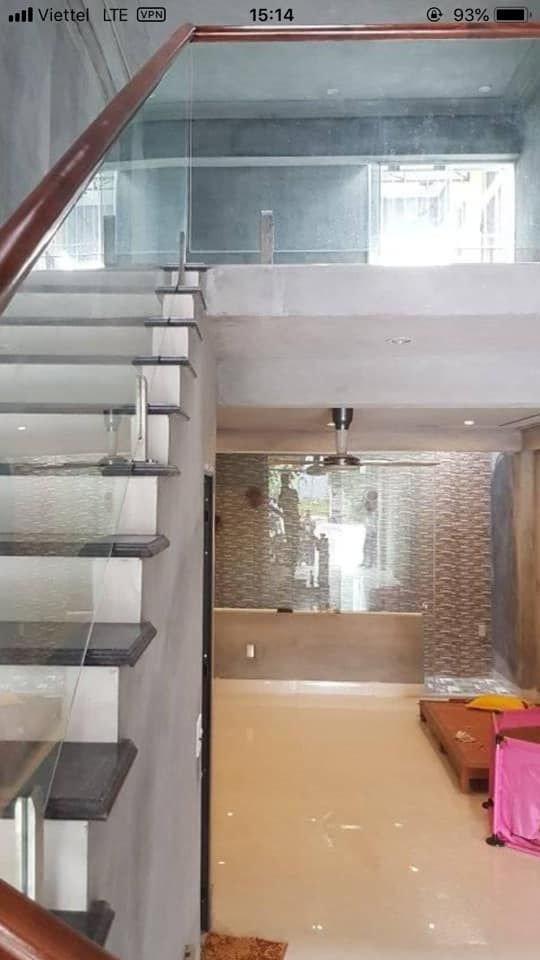 Bán căn nhà 2 tầng mặt đường Trần quang diệu cách 10m giao với hoàng công chất ,gần trường tây sơn