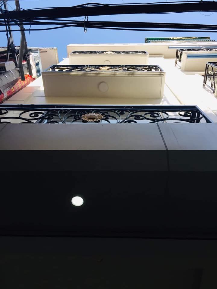 CẦN BÁN NHÀ MỚI ĐẸP GIÁP NHỊ HOÀNG MAI,, Ô TÔ, Ở SƯỚNG DT 40M2, 5 TẦNG GIÁ NHỈNH 4 TỶ