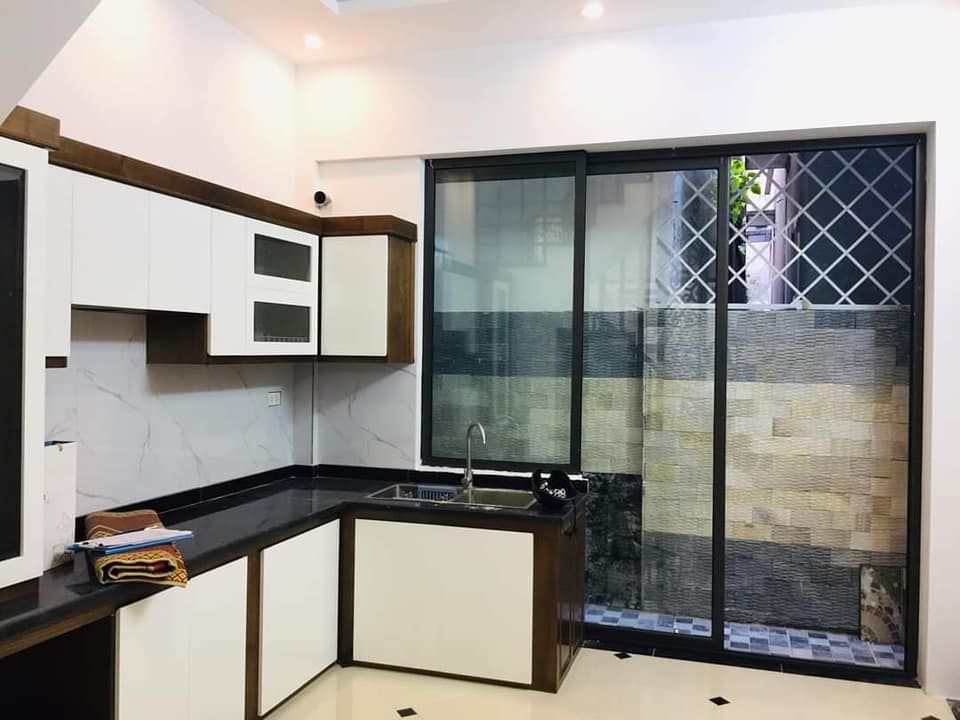 CẦN BÁN NHÀ MỚI ĐẸP GIÁP NHỊ HOÀNG MAI,, Ô TÔ, Ở SƯỚNG DT 40M2, 5 TẦNG GIÁ NHỈNH 4 TỶ
