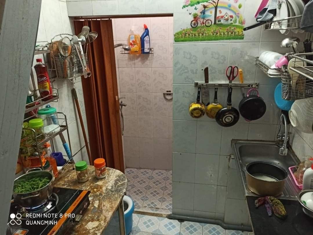 Nhà cho thuê ngõ 51 cát cụt,ngõ cụt chưa đến chục hộ 2 tầng 1khách 1 ngủ 2 vs 1bếp nhà khoảng 30m2