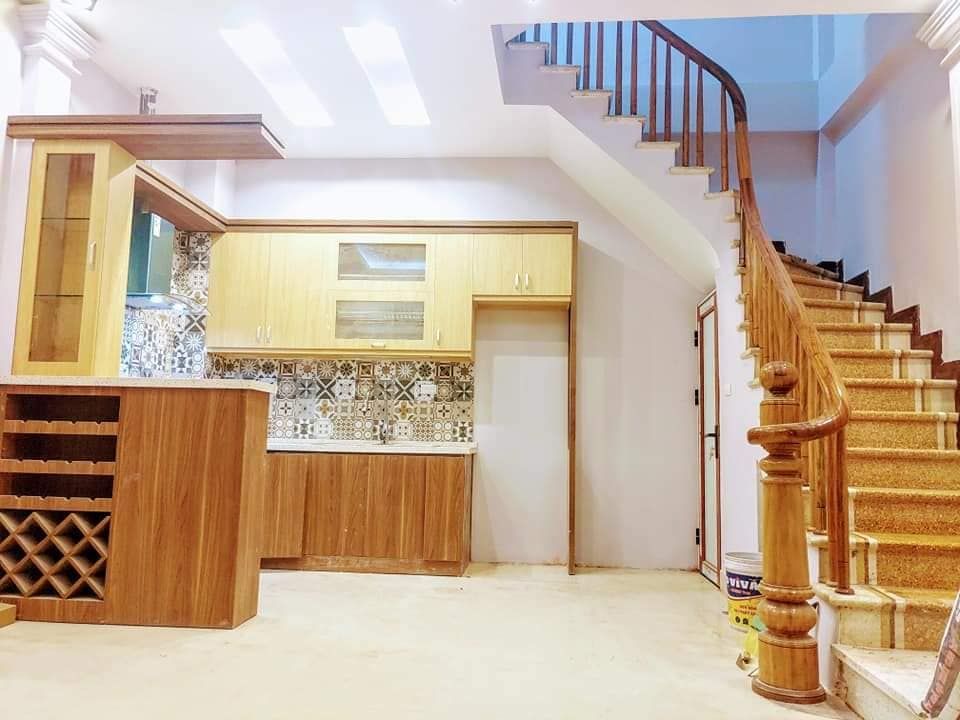 bán LÔ GÓC 3 MẶT THOÁNG - NGÕ 3M - 20M RA Ô TÔ TRÁNH - 50M RA MP - TT QUẬN HBT + Vị trí đẹp gần phố