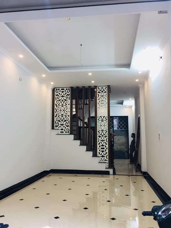CẦN BÁN NHÀ MỚI ĐẸP GIÁP NHỊ HOÀNG MAI,, Ô TÔ, Ở SƯỚNG DT 40M2, 5 TẦNG GIÁ NHỈNH 4 TỶ