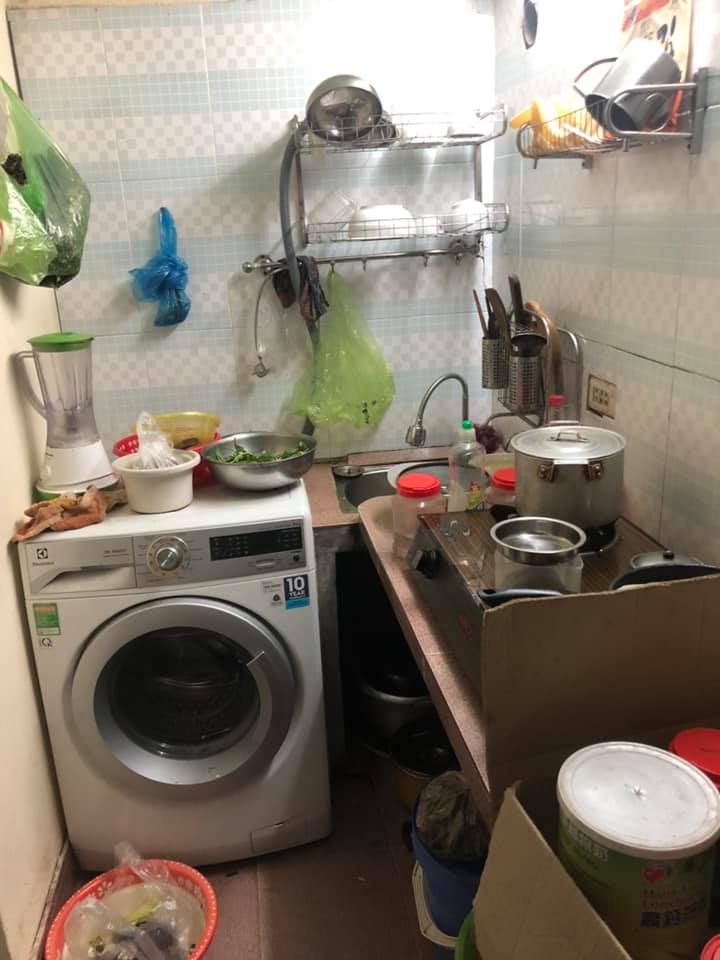 cho thuê nhà cấp 4,có gác lửng dt 35m,địa chỉ Đường Hoàng Công Khanh,chân cầu niệm