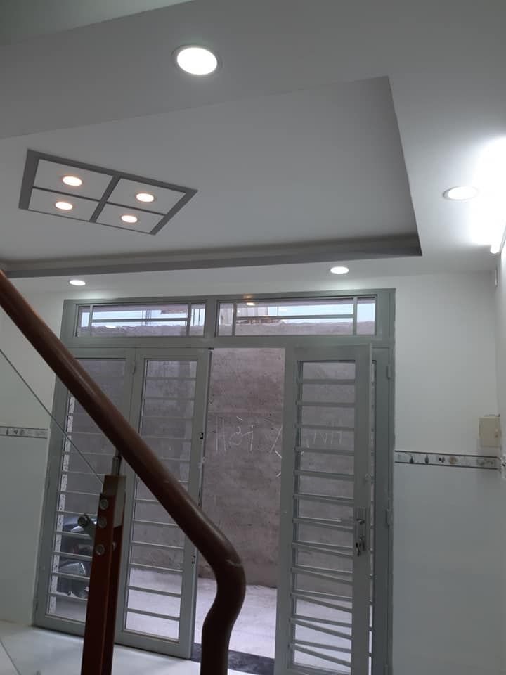 Cho thuê nhà trệt lầu hẻm 160 Nguyễn Văn Quỳ, P. TTĐ, Q7 - DT : 4x8m,2PN,2wc Giá 6tr/tháng